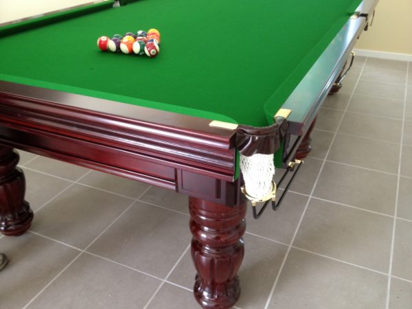 ENGLISH Hainsworth Pool Snooker Billiard Table Cloth Felt kit 8ft GREEN