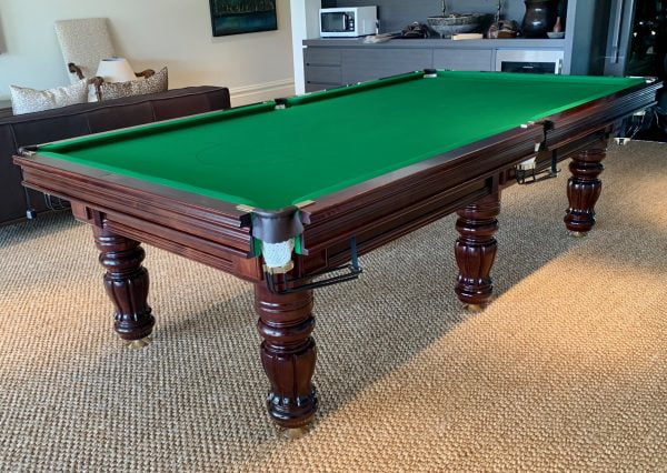 9ft Royal deluxe walnut pool snooker table