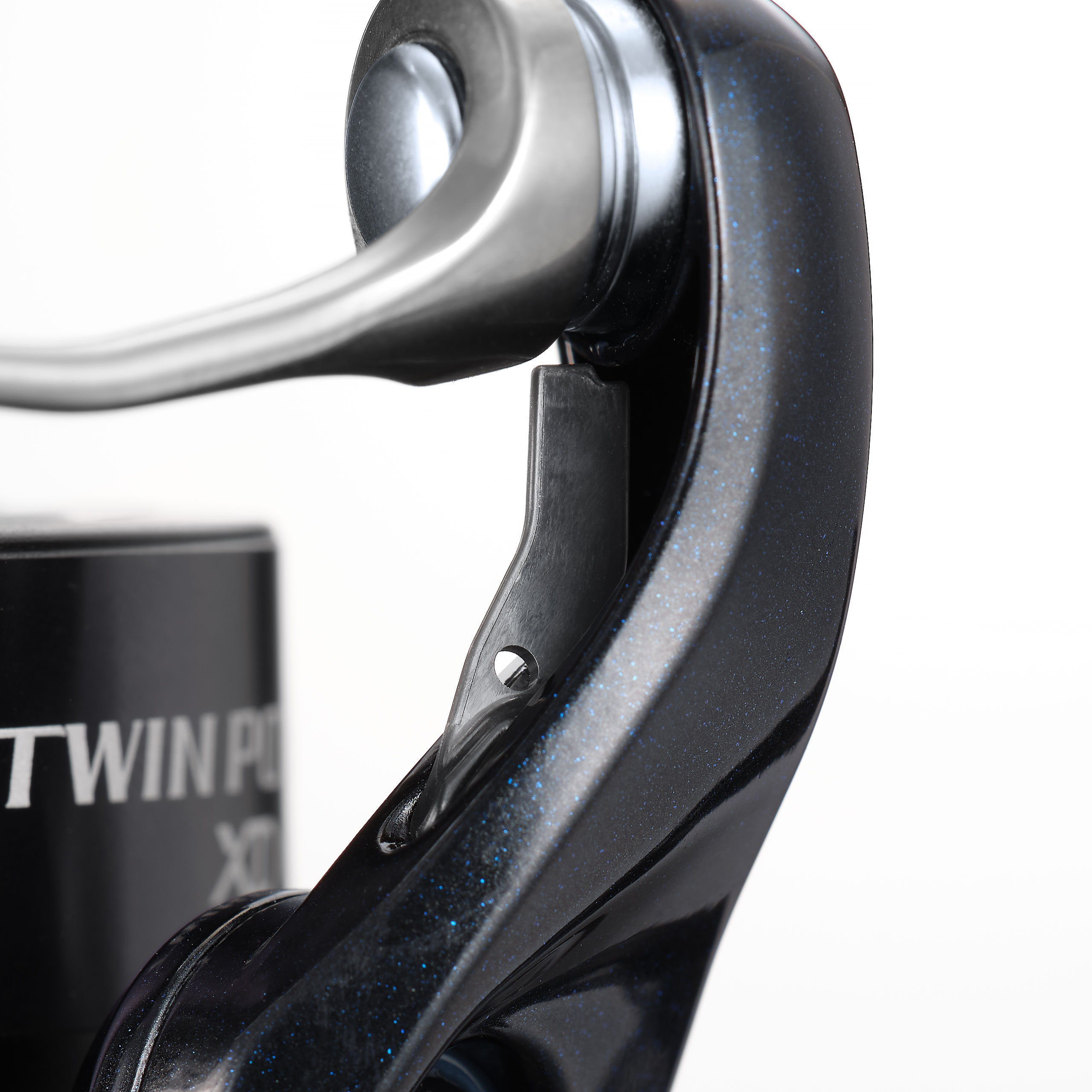 Shimano Twinpower XDB Spinning Fishing Reel Sizes 3000 to 5000 4 Shimano Twinpower XDB Spinning Fishing Reel Sizes 3000 to 5000 - Image 4